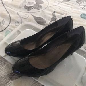 Black professional and casual heel shoe size 8 1/2
